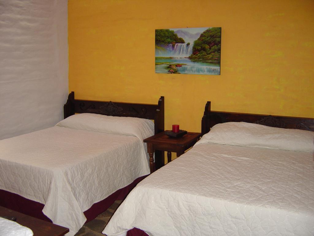 Hotel Villa Santo Domingo Concepción de Ataco 部屋 写真